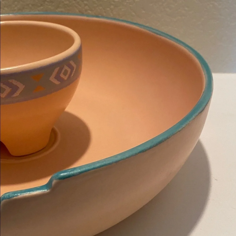 Treasure Craft Southwestern Style Chip and Dip Bowl Set. Peach and Green.